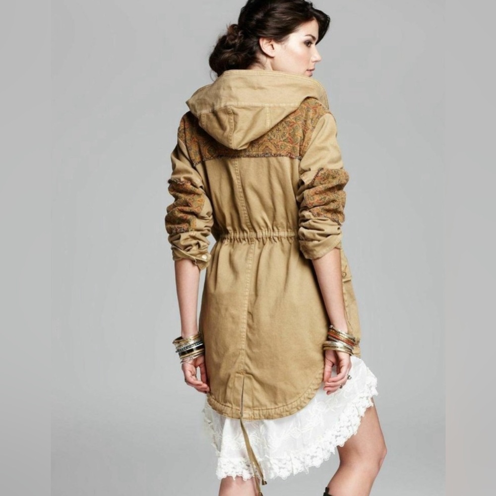 FREE PEOPLE Crafted Cloth Tapestry Jacket in XS!